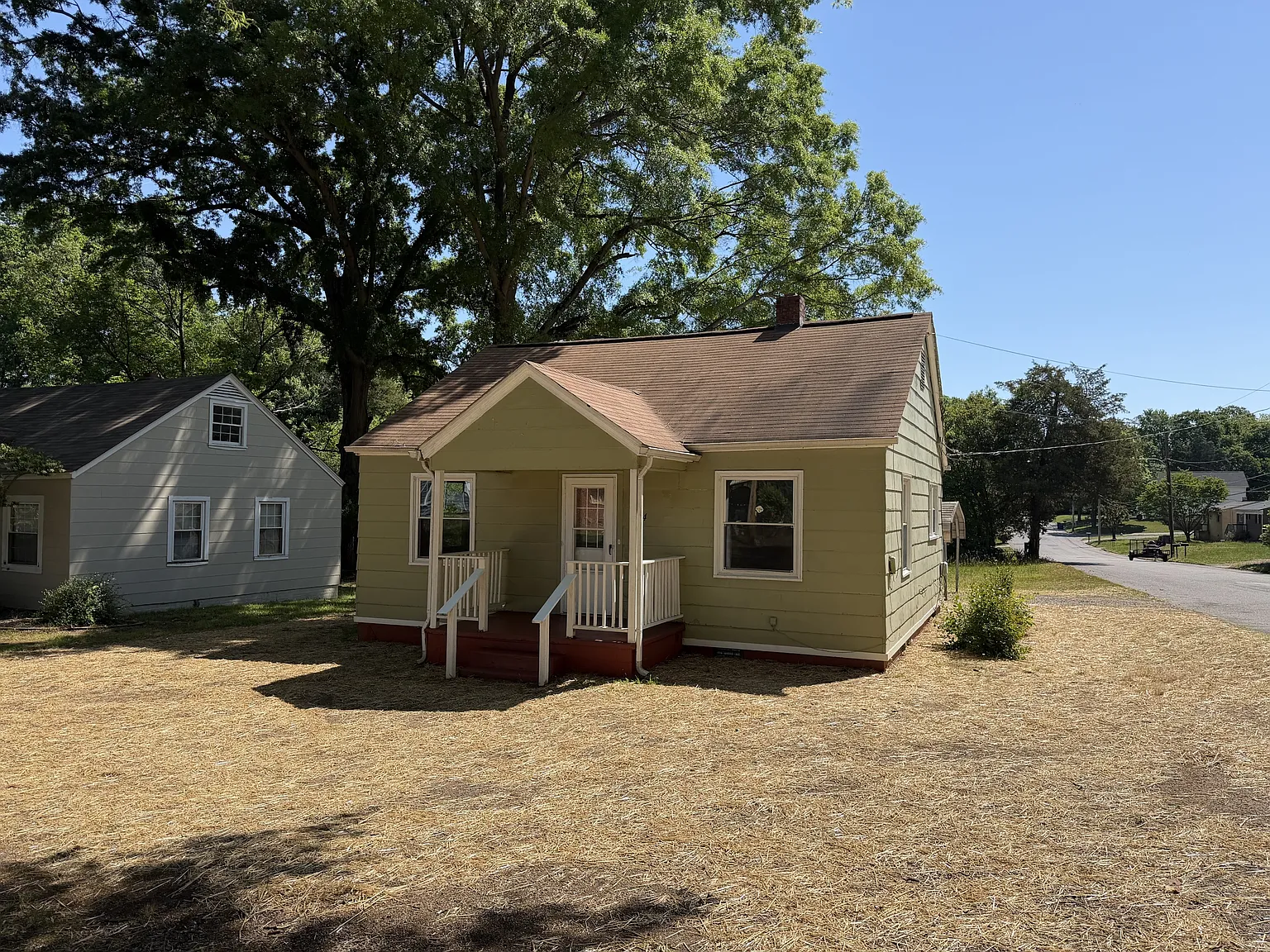 704 North Miller Avenue - 1 — Photo 1