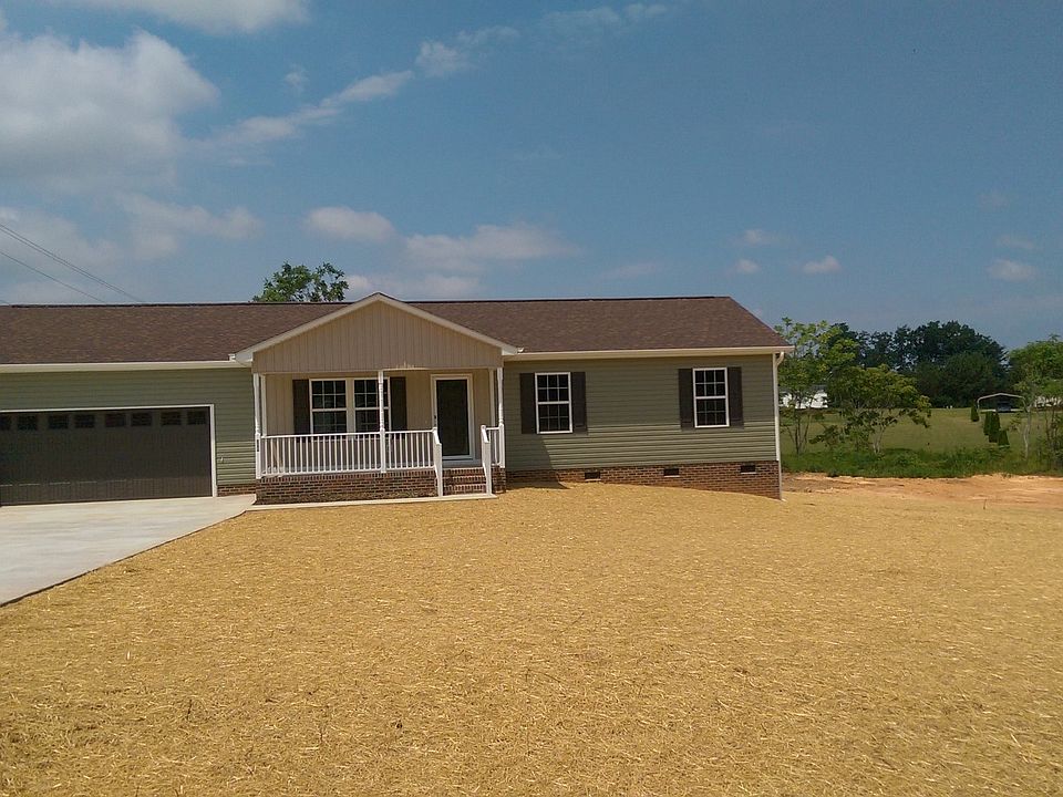 2nd image of 111 Sunny Dale Ln