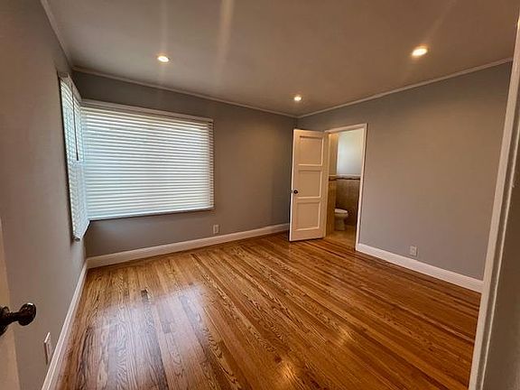 2nd image of 181 Windsor Dr