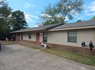 542 E O St, Russellville, AR 72801