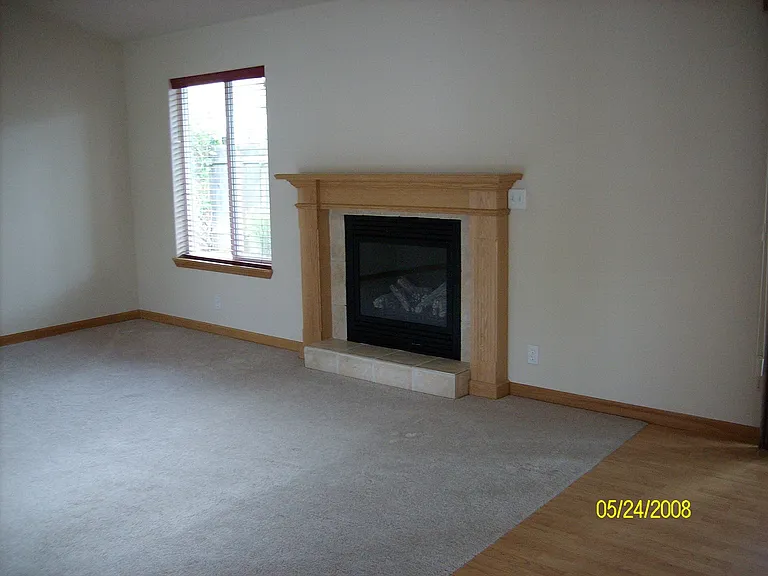 1049 Argon Ave — Photo 3