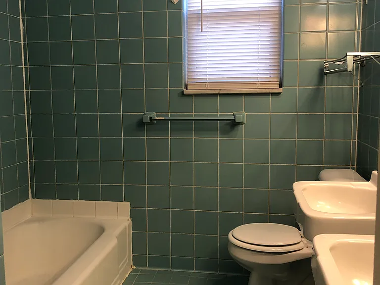 1044 Bridge Rd — Photo 6