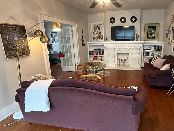 2nd image of 2908 N Hudson Ave