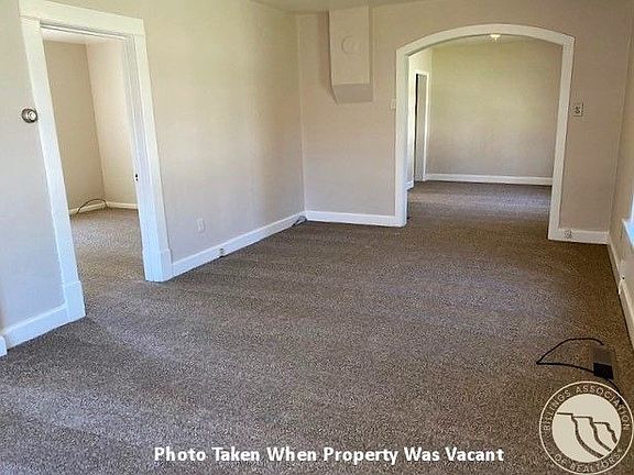 2nd image of 420 Durland Ave