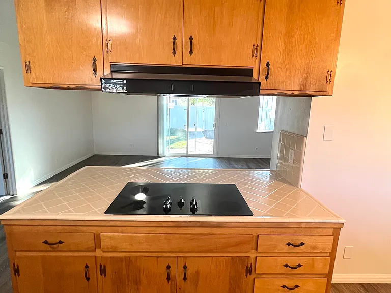 21849 Cottonwood Ave — Photo 13