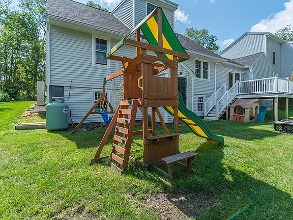 4th image of 26 Dartmouth St #0