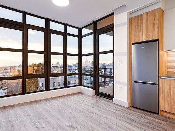 3rd image of 584 4th Ave #231