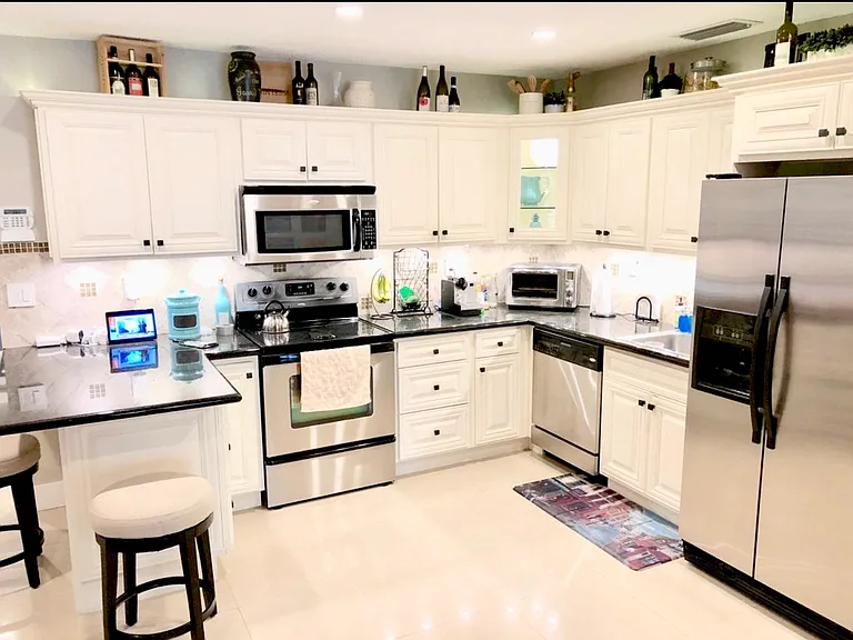 2728 SW 25th Ter — Photo 17