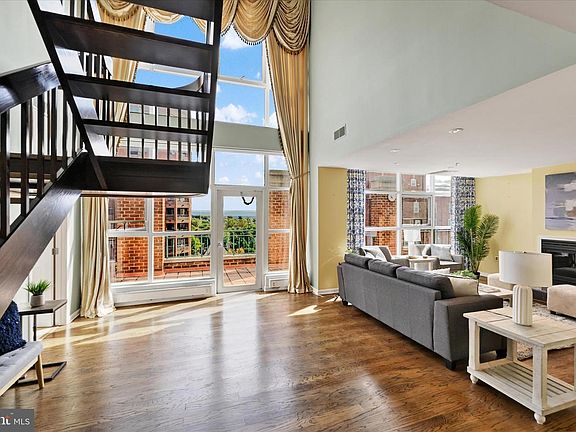 4th image of 3801 Canterbury Rd Unit 1002