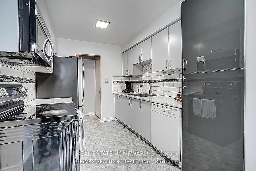 3 bed, $3,250 — Photo 3