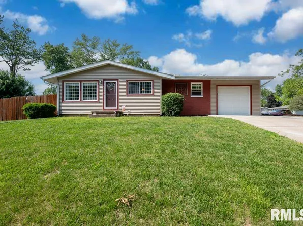 1829 W Austin Dr, Peoria, IL 61614