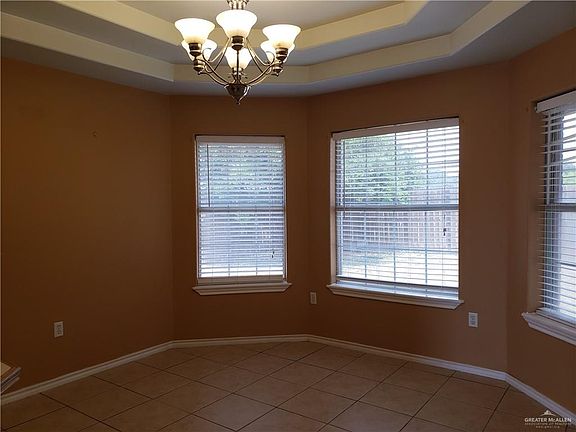4th image of 1207 Ambrosia Dr