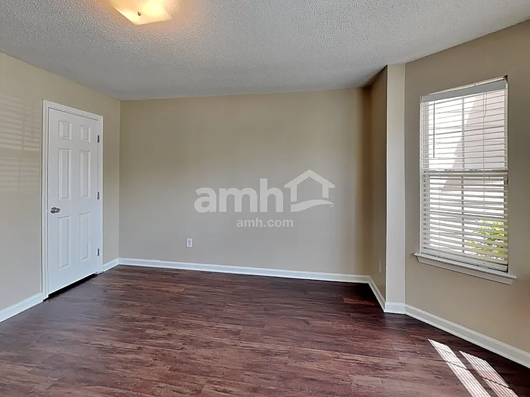 1124 Stepping Stone Ln — Photo 24