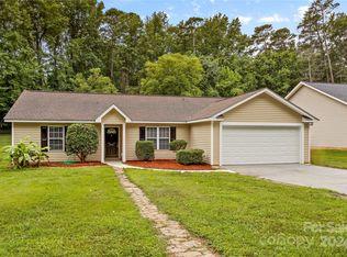 3616 Oakwood Rd, Charlotte, NC 28269