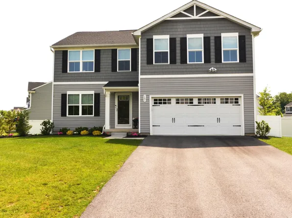 107 Stinson Dr, Honey Brook, PA 19344