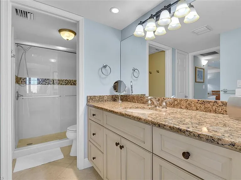 3443 Gulf Shore Blvd N #710 — Photo 16