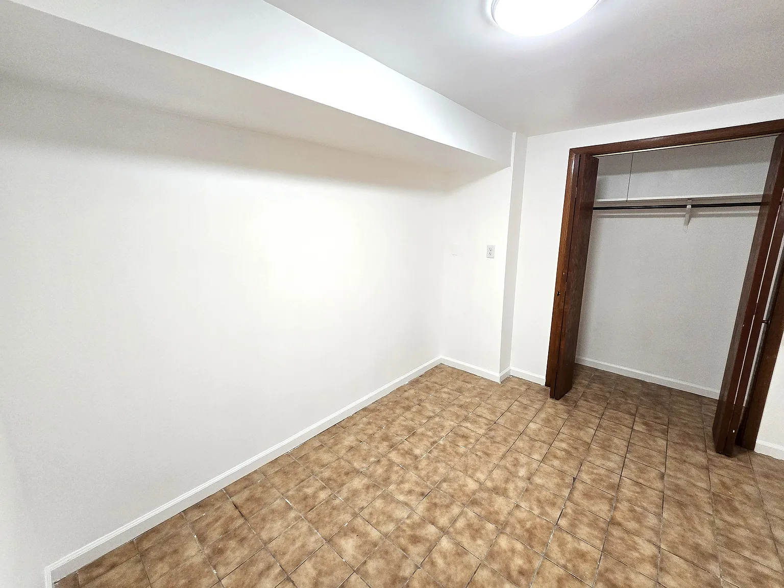 2 bed, $1,250 — Photo 3