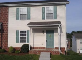 105 Salem Ln, Christiansburg, VA 24073