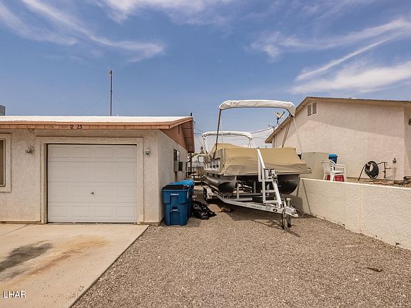 2nd image of 2225 Interlake Dr