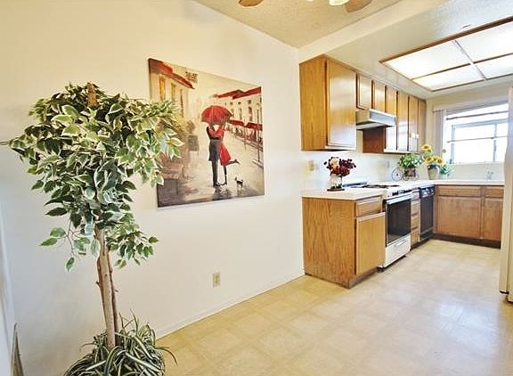 3rd image of 8127 Loren Ln