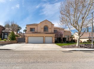 42339 Round Hill Dr, Lancaster, CA 93536
