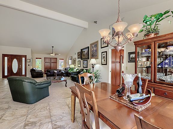 3rd image of 10459 E Cannon Dr