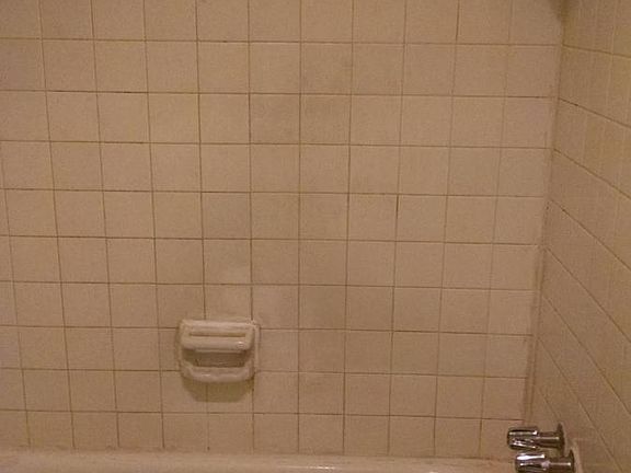 5th image of 1100 SW 58th St APT 12