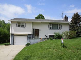 1509 Glenmore Dr, Norfolk, NE 68701