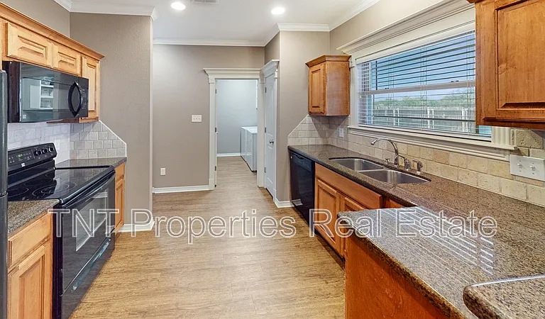 2830 Horseback Dr — Photo 18