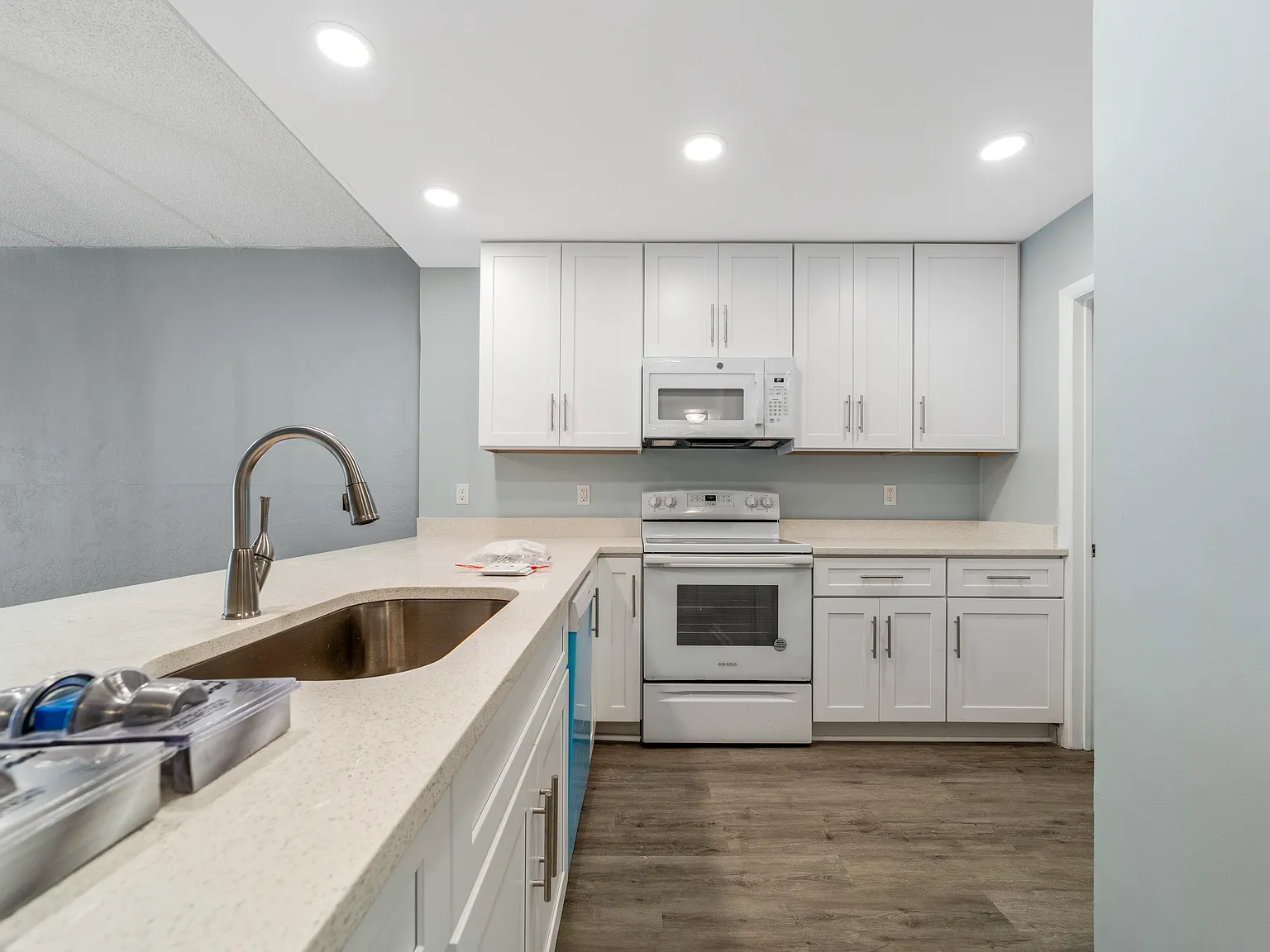 2 bed, 1350 sqft, $2,450 — Photo 2
