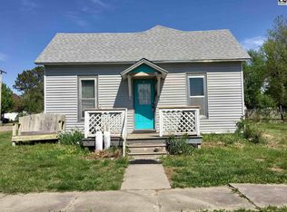 411 N 4th St, Canton, KS 67428