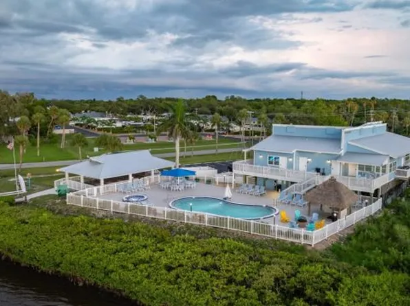 100 61st St E APT 2, Palmetto, FL 34221