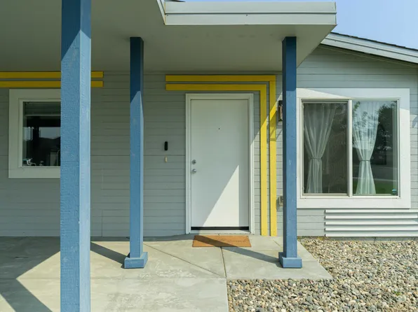 525 S Cedar Ave, Pasco, WA 99301