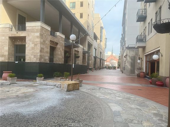 2nd image of 39 S Los Robles Ave #3002