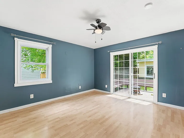 7605 Fisher Dr — Photo 12