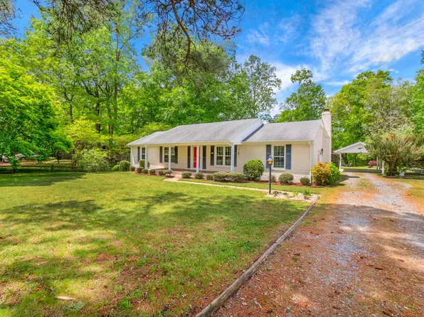 315 Oakwood Ave, Suffolk, VA 23434