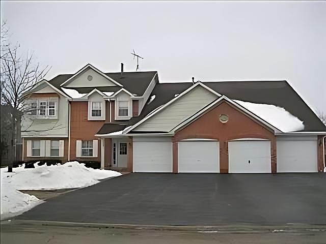 1st image of 112 S Pembroke Dr Unit 3