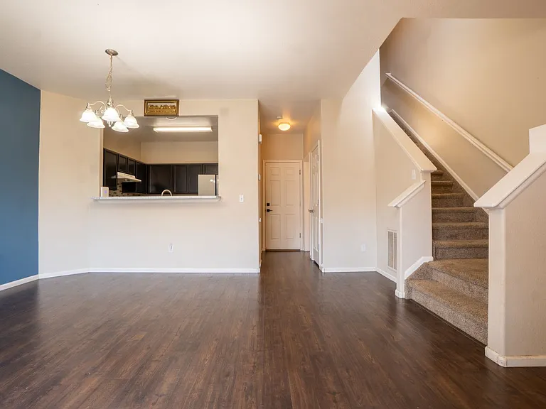 8171 Snow Bowl Hts — Photo 2