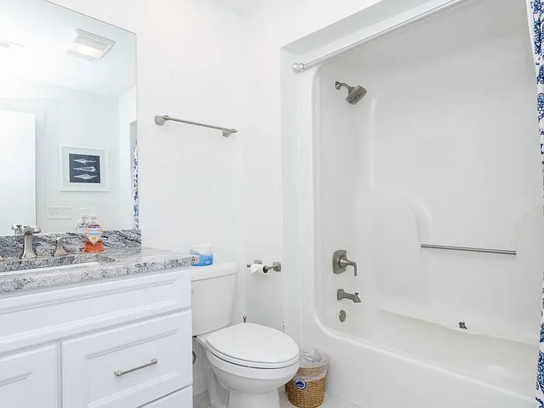 2510 N Lumina Ave #F — Photo 23