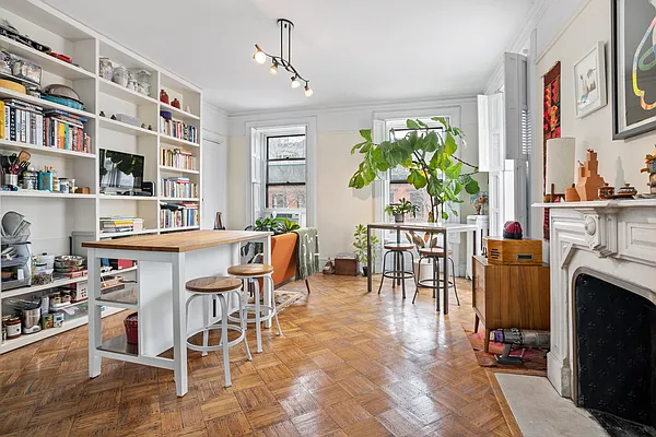 Rented by Douglas Elliman | media 25