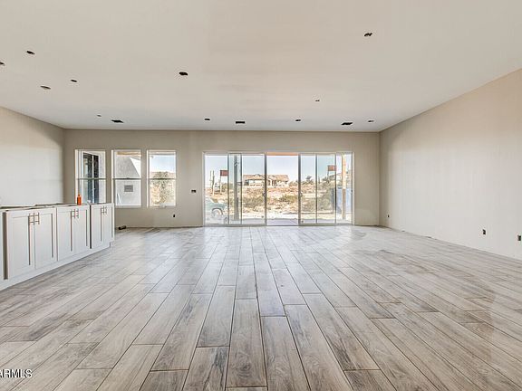 2nd image of 28319 N Marchant Trce