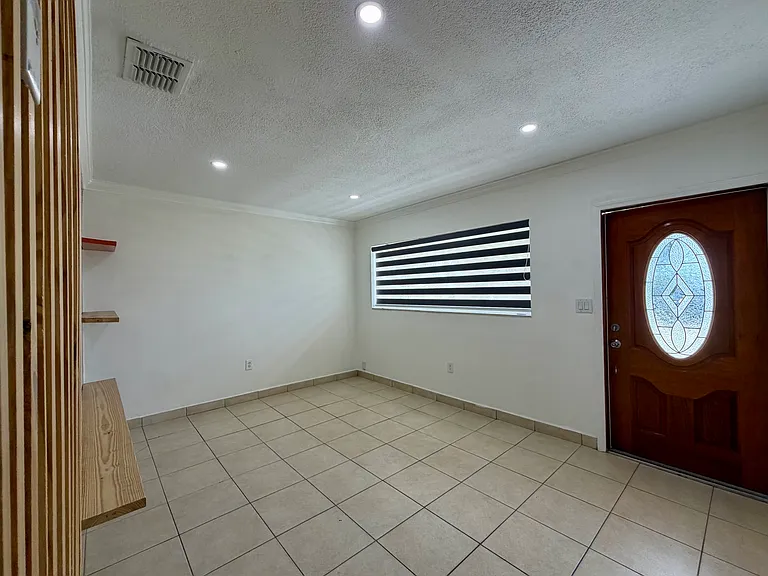 11603 SW 7th Ter #1 — Photo 3