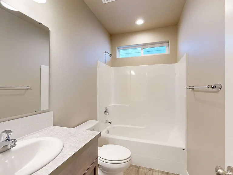 1189 Ava St — Photo 23
