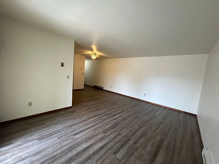 Prairie Village Apartments — Photo 4
