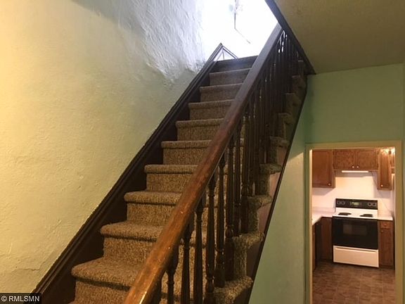 2nd image of 1003 10th Ave S