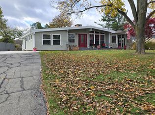 2460 Steamburg Rd, Hillsdale, MI 49242