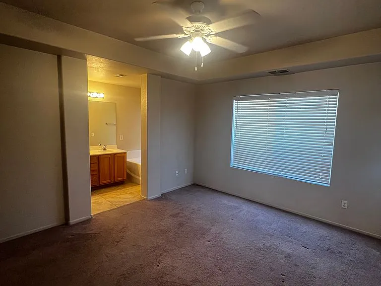 228 Positive Point St — Photo 8