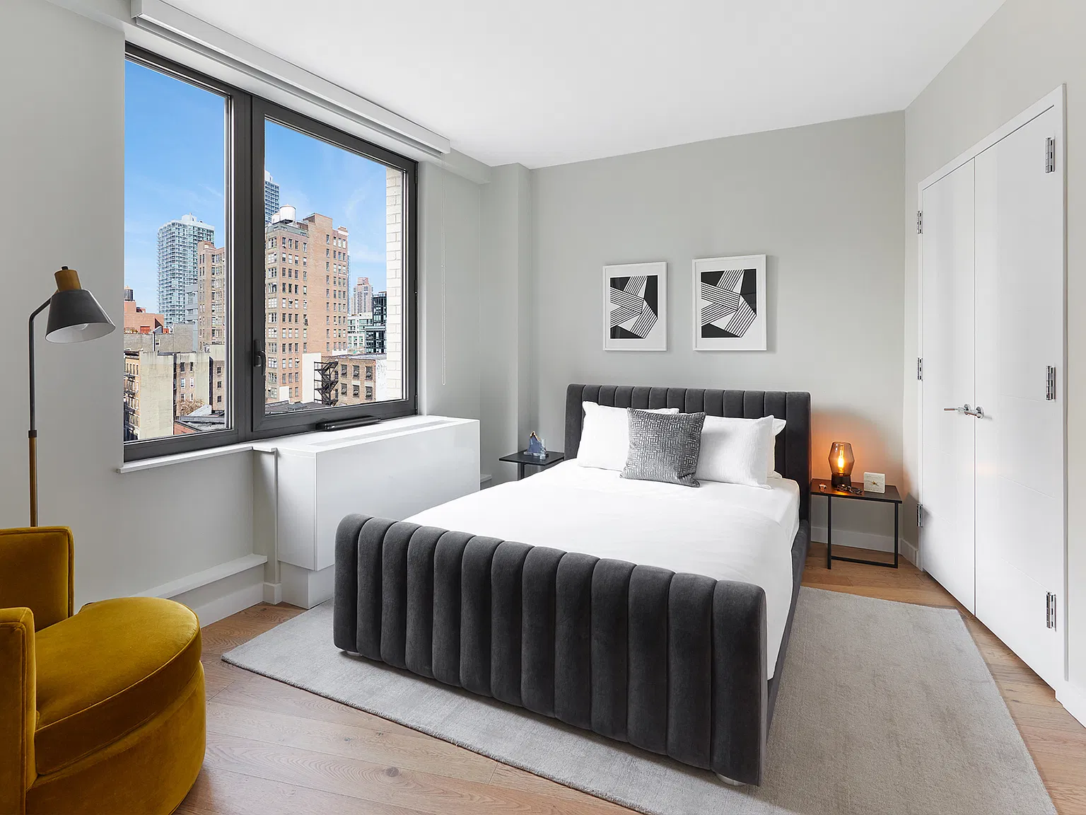 411 West 35th Street — Photo 4