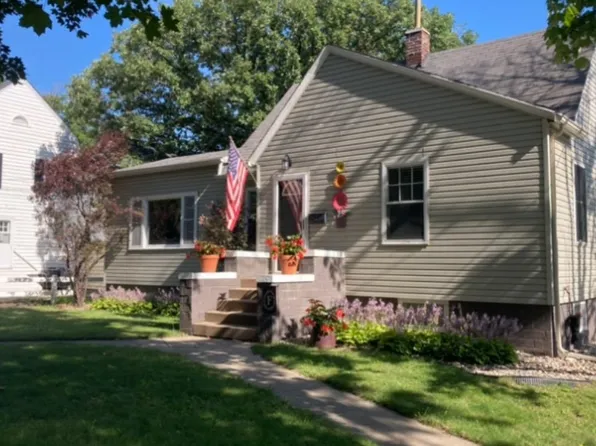 2007 5th St, Emmetsburg, IA 50536