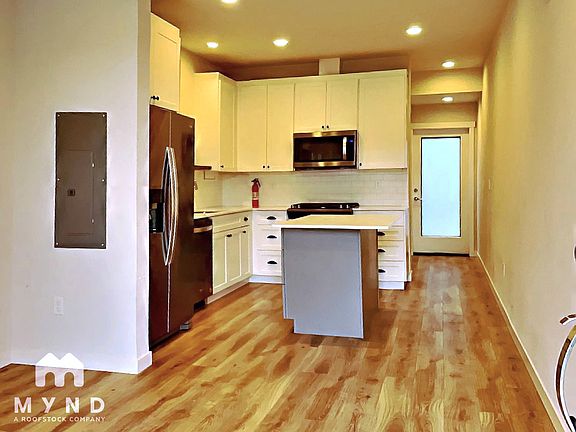 4th image of 7023 42nd Ave S #7023